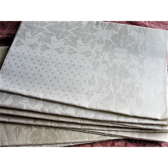 LOVELY Antique Irish Linen Damask Linen Dinner Napkins Set of 6 Ivy Leaves n Polka Dots Pattern,Chateau Chic Antique Table Linens Never Used