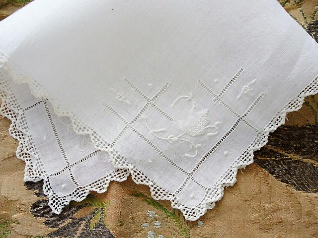 ANTIQUE Wedding Handkerchief Art Deco Drawn Thread and Applique Beautiful Bridal Hankie Stunning Madeira Linen Lace Edge Hanky