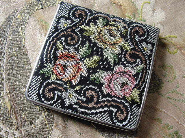 BEAUTIFUL Vintage Powder Compact Mirror Petit Point Tapestry Bridesmaid Gift Just Lovely