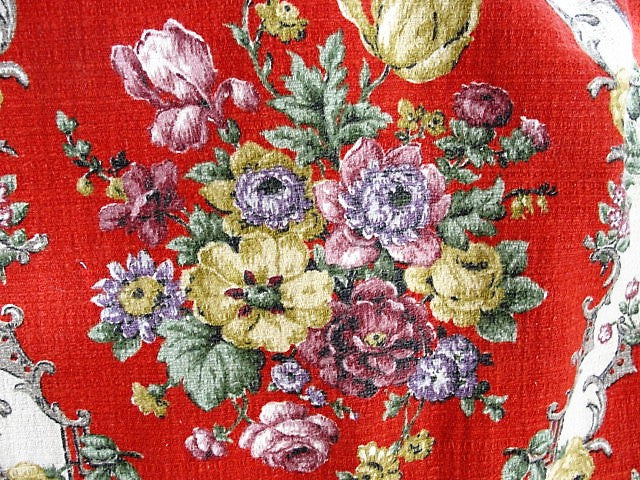 DECORATIVE Vintage Barkcloth Textile Lush Flowers Chic French Country, Romantic Cottage, Farmhouse Decor, Upholstery, Drapery,Vintage Textiles