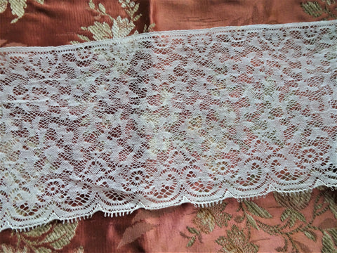 BEAUTIFUL Antique FRENCH Fine Lace Trim Flounce,Intricate Pattern For Bridal Dress,Dolls,Flapper Dress,Heirloom Sewing Antique Textiles