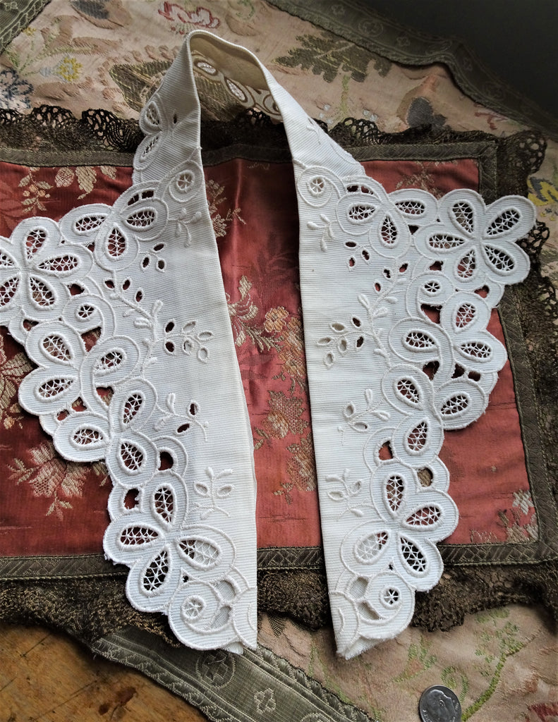 LOVELY Antique Collar, French Cotton Embroidered Collar, Lovely Openwork Design, Beautiful Embroidery,Collectible Vintage Collars