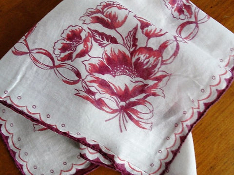 LOVELY 1940s Vintage Printed Hanky Handkerchief Hankie Collectible Hankies