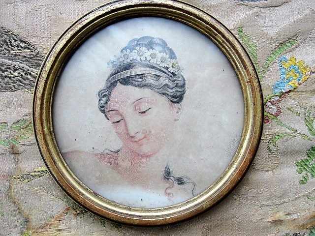 ANTIQUE Brocante 1820s Framed French Engraving Print Highly Decorative Round Gilt Frame Original Ornate Fabric Back