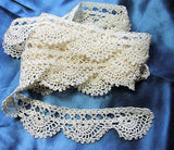 ANTIQUE Hand Made Lace Trim Whisper Fine Light Beige Great For Baby Bonnets Dolls Pillows Clothing Crafts Shelf Edging Collectible Old Lace