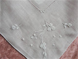 CHARMING Vintage WEDDING HANDKERCHIEF, Art Deco Drawn Thread,Gorgeous Bridal Hankie,Raised Embroidery,Finest Linen Hanky,Collectible Hankies