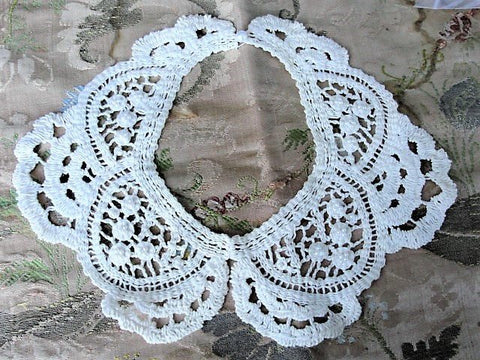 LOVELY Antique French Lace Collar, Dress Accessory Creamy Off White, Seed Pearls, Perfect Over Sweater Collectible Vintage Clothing