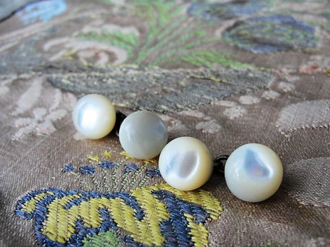 ANTIQUE Mother of Pearl Pair of Cuff Links Lustrous Pearl Cufflinks Unisex Ladies Menswear Formal Wear Vintage Wedding Collectible CuffLinks