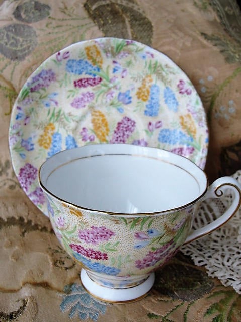 BEAUTIFUL Vintage CHINTZ Footed Teacup and Saucer Windsor English Bone China Floral Cup and Saucer Bridal Showers Tea Parties,Gifts