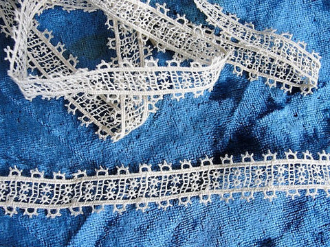 GORGEOUS Antique French Lace, TINY Cotton Trim, Dainty Lace, Doll Size, Baby Bonnets, Bridal Heirloom Sewing,Collectible Lace