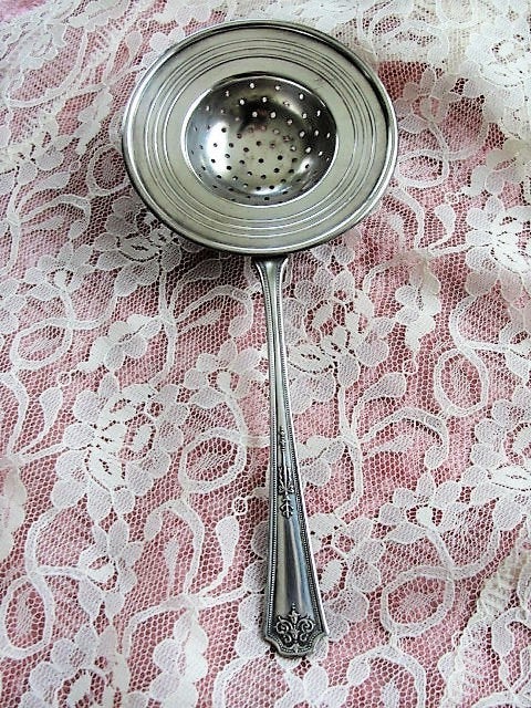 ANTIQUE Art DECO Silver Tea Strainer,Loose Tea Leaf Strainer,Vintage Tea Time,Tea Making,Tea Leaf Strainer, Tea Collectibles, Silver Plate