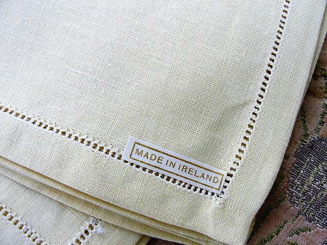 BEAUTIFUL Vintage Irish Linen Set of 4 Tea Time Luncheon Napkins, Buttery Yellow, Quality Vintage Linens, Luxury Table Linens, Fine Dining