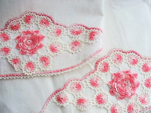 CHARMING Vintage Pair of Pillowcases, Pretty PINK Roses and White Crochet Lace, French Country, Farmhouse,Vintage Linens, Bridal Shower Gift