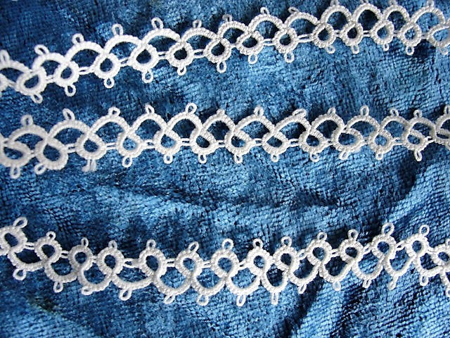 PRETTY Vintage Hand Tatted Lace Tatting Trim Pretty Pattern 38 Inches Length Great For Baby Bonnets Dolls Pillows Clothing