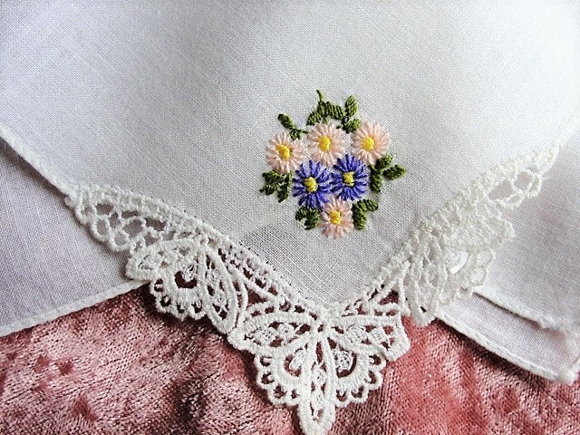 LOVELY VINTAGE HANKIE Handkerchief Delicate Dainty Hand Embroidered Hanky Sweet Raised Flowers Lace Corner Trim Something Old Bridal Gift