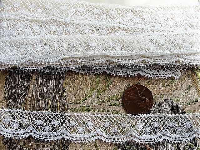 BEAUTIFUL Antique French Lace, Cotton Trim, Dainty Lace,For Dolls, Christening Gowns, Baby Bonnets,Bridal Heirloom Sewing, Collectible Lace