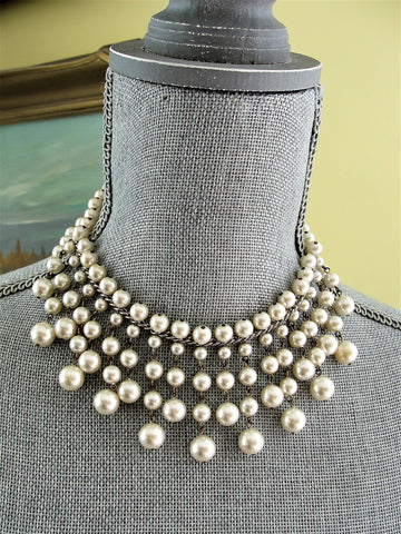 DRAMATIC Vintage Pearl Bib Collar Necklace,Lustrous Satin Pearl Bead Necklace,Bridal Necklace,Princess Margaret Style,Collectible Jewelry