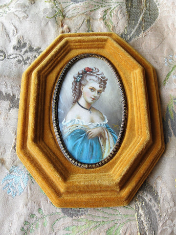 BEAUTIFUL Vintage French Hand Painted Portrait Miniature Painting of a Lovely Lady in Velvet Frame, French Decor, Chateau Decor, Collectible