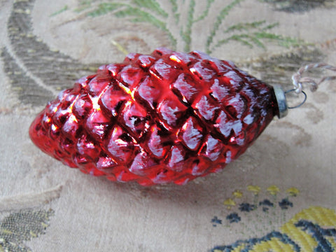 VINTAGE Japan Hand Blown MERCURY GLASS Christmas Feather Tree Ornaments Red Pinecone Snow Enhanced Christmas Tree Ornament Holiday Decor