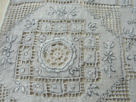 GORGEOUS Appenzell WEDDING Hanky Needle lace Inserts Handkerchief Bridal Hankies Stunning Raised Embroidery,for Collector or Bridal Heirloom