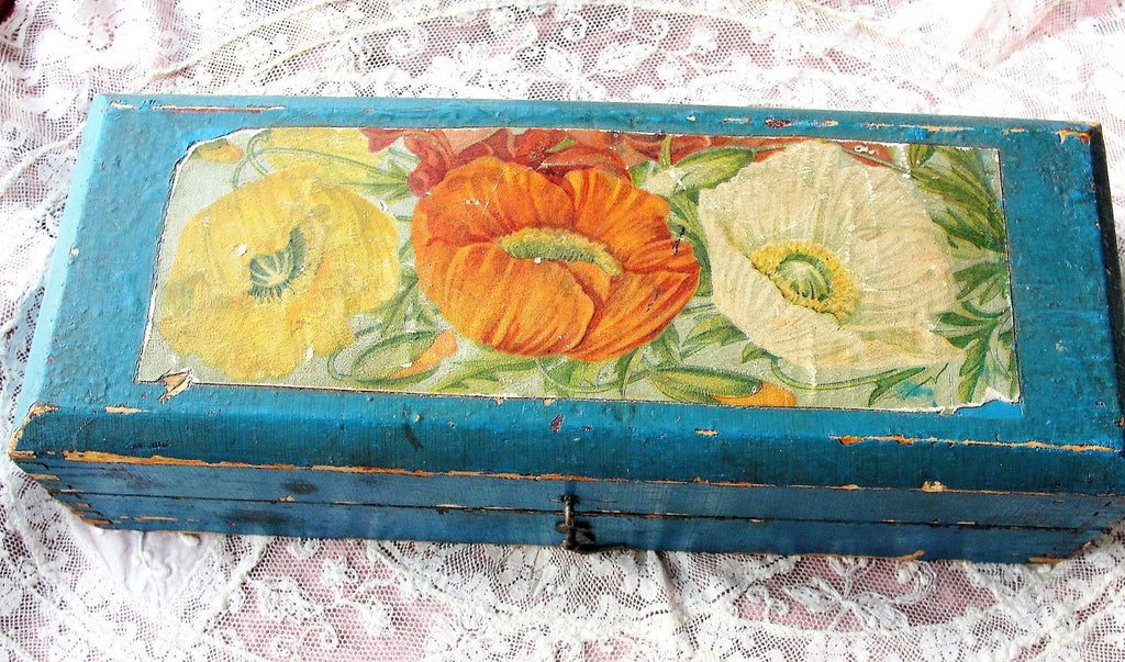 BEAUTIFUL French Country Antique Wood Storage Box,Art Box,French Writing Box,Farmhouse,Artist Storage Display Box,Rustic Primitive Box