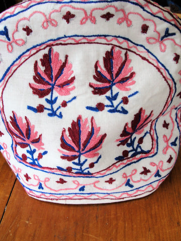 CHARMING Vintage 30s Tea Cozy,Embroidered Blue Pink Floral Design,Tea Cosy,Original Liner,Tea Time, Farmhouse,French Country,Vintage Linens