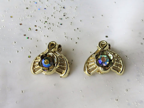 1950s BEAUTIFUL Peacock Blue Art Glass Earrings,Blue Aurora Borealis Glass Clip On Earrings,Interesting Design,Collectible Vintage Jewelry