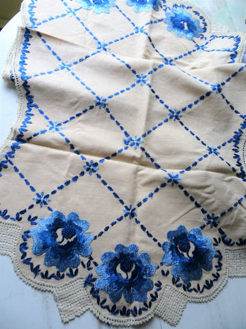 GORGEOUS French Country Table Runner,Buffet Scarf,Table Centerpiece,Kitchen Linens,Chateau Decor,Decorative Textiles,French Cottage Linens