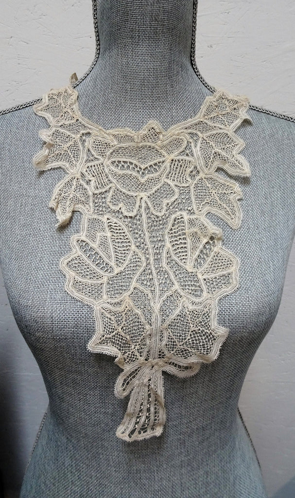 LOVELY Victorian French Lace High Neck Collar,Hand Made Creamy White Lace,Victorian Edwardian Lace,Antique Bridal Lace,Collectible Lace