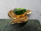 STRIKING Vintage Art Glass Brooch,Gorgeous Faceted Art Glass Stone,Stunning Green Peridot Color Glass Pin,Collectible Mid Century Jewelry