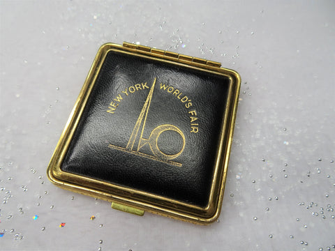 VINTAGE 1939 New York WORLDs FAIR  Mirror Compact, Vintage Purse Mirror,Vanity Display,Collectible Mirrors Compacts,Collectible Worlds Fairs