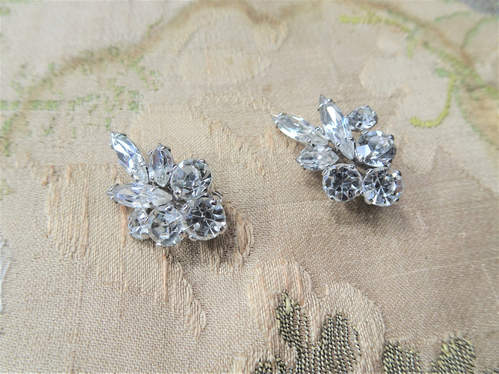 SPARKLING Vintage 50s Earrings,Signed SHERMAN, Glass White Rhinestones Earrings,Clip Ons,Clip Earrings,Collectible Jewelry,Mid Century