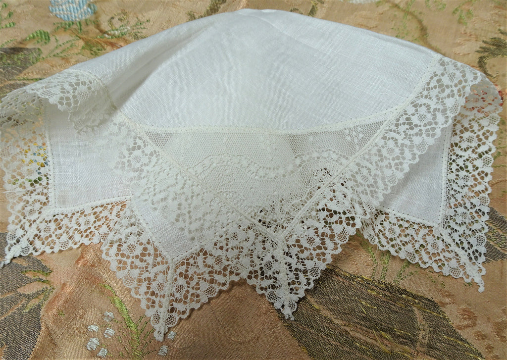 Beautiful Vintage BRIDAL Hanky,WEDDING Handkerchief Linen,WIDE French Lace Hankie,Special Bridal Hanky,Bridal Gift, Collectible Hankies