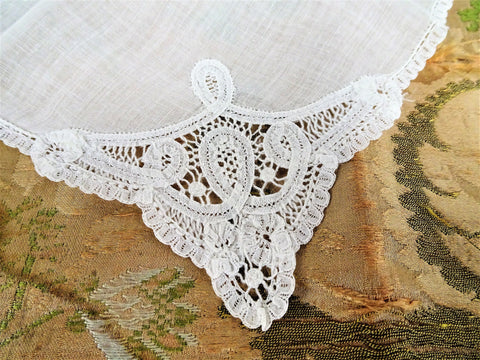 BEAUTIFUL Vintage Lace Hanky Bridal Hankie,Wedding HANDKERCHIEF, Special Hankie,Belgium Lace Insert, Collectible Vintage Hankies