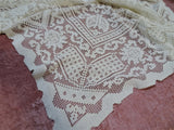 GORGEOUS Vintage Hand Made Lace Table Coth,Table Topper,Tea Tablecloth, Darned Lace,Hand Knotted Lace,French Farmhouse ,Vintage Linens