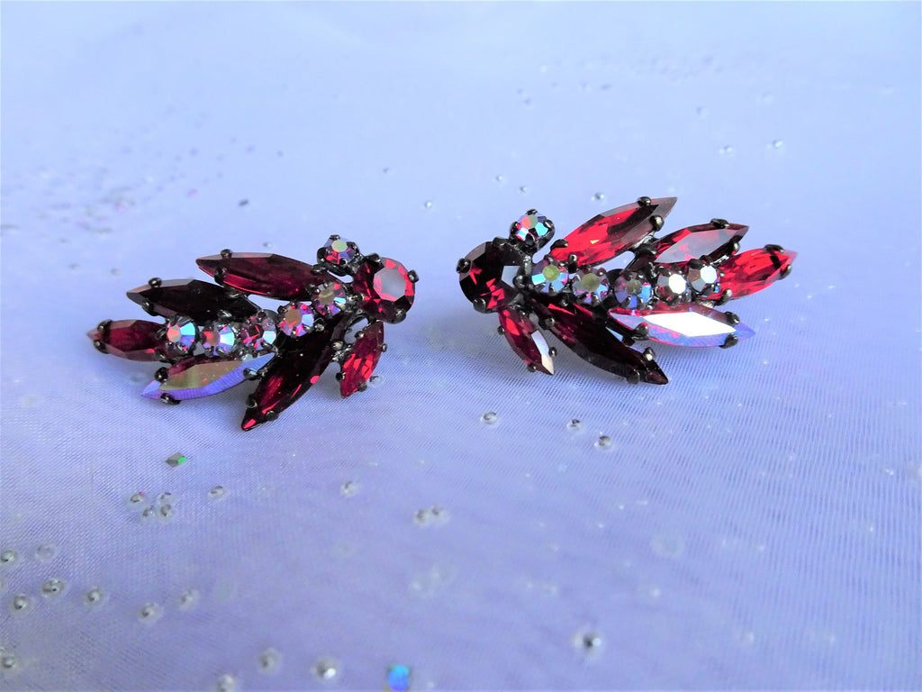 GLAMOROUS 50s Sherman Earrings,Red Siam and Aurora Borealis Japanned Backs,Navette Rhinestone Clip Ons,Sherman Earrings,Collectible Jewelry