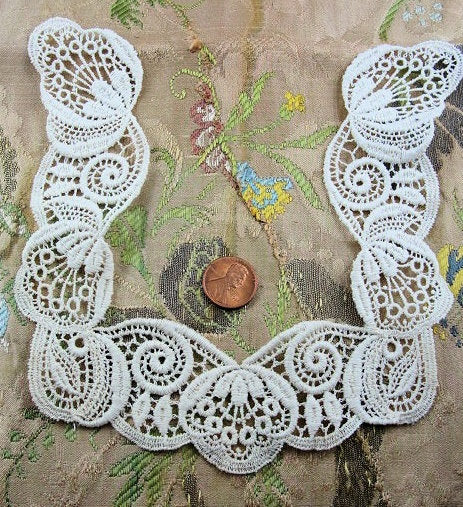 Lovely Vintage Lace TINY COLLAR Children or Large Doll  Hard To Find Small Size Intricate Design Flapper Clothing Bridal Wedding