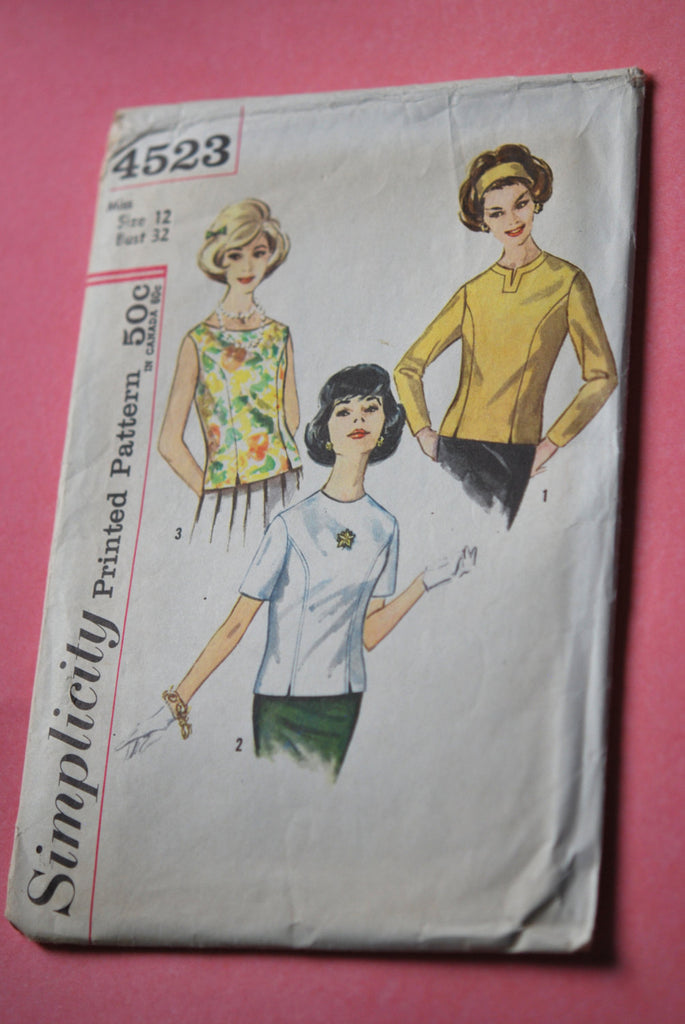 60s Pretty Blouse Pattern SIMPLICITY 4523 Retro Over Blouses Button Back 3 Styles Vintage Sewing Pattern