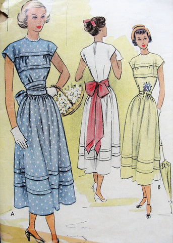 1940s BEAUTIFUL Dress Pattern McCALL 7663 Very Pretty Design Large Sash or Belt, Bust 35 Vintage Sewing Pattern